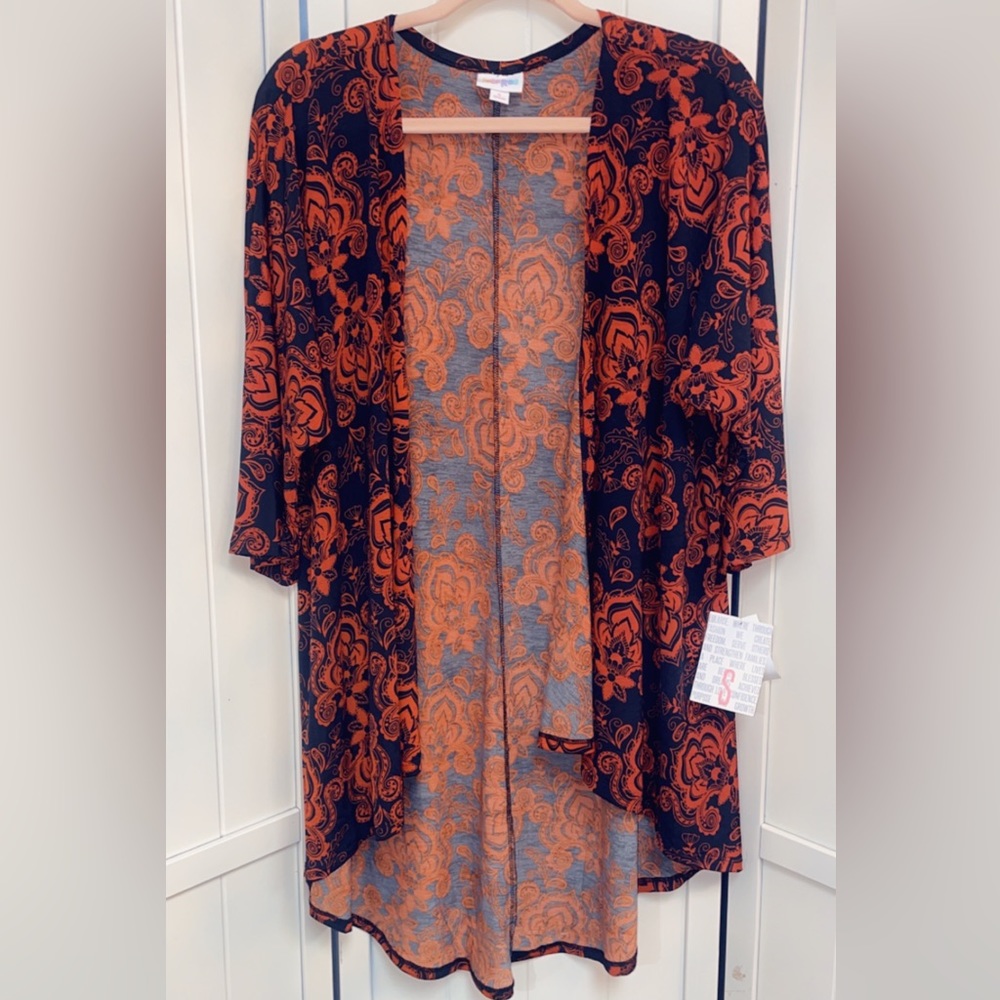 New small LulaRoe Lindsey cardagain